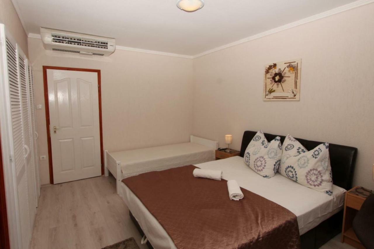Ariel Apartmanok Siófok Extérieur photo